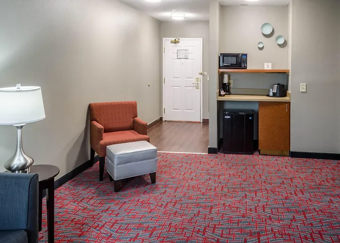 Comfort & - Northwoods Hotel North Charleston