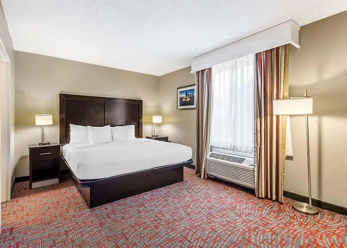 Hotel Comfort & - Northwoods