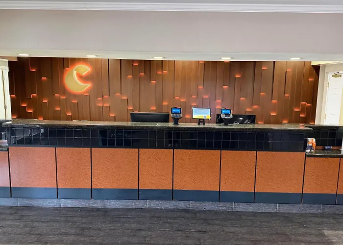 Comfort & - Northwoods Hotel